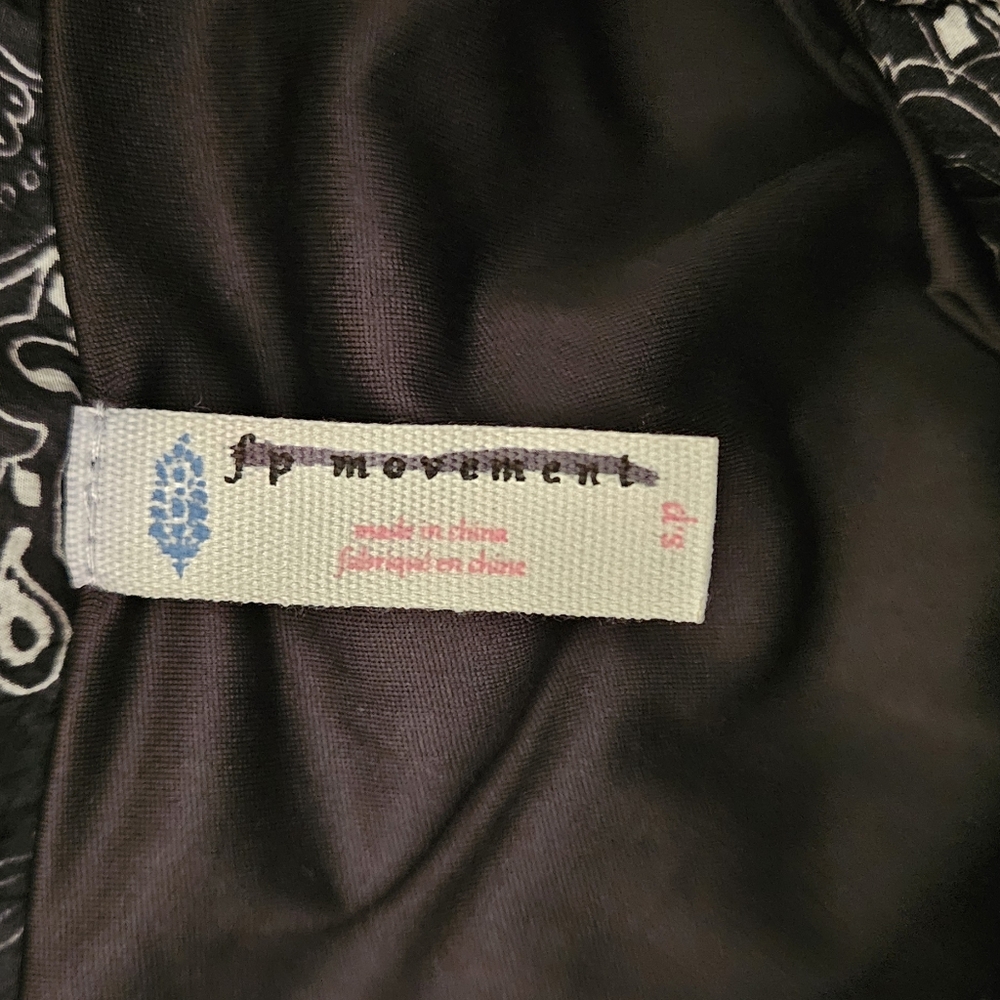 Free People Movement Shorts - Picture 4 of 4